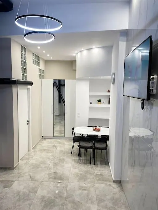 דירות Stylish Loft Nicol In The Thessaloniki Center -1Fl 0*,  יוון